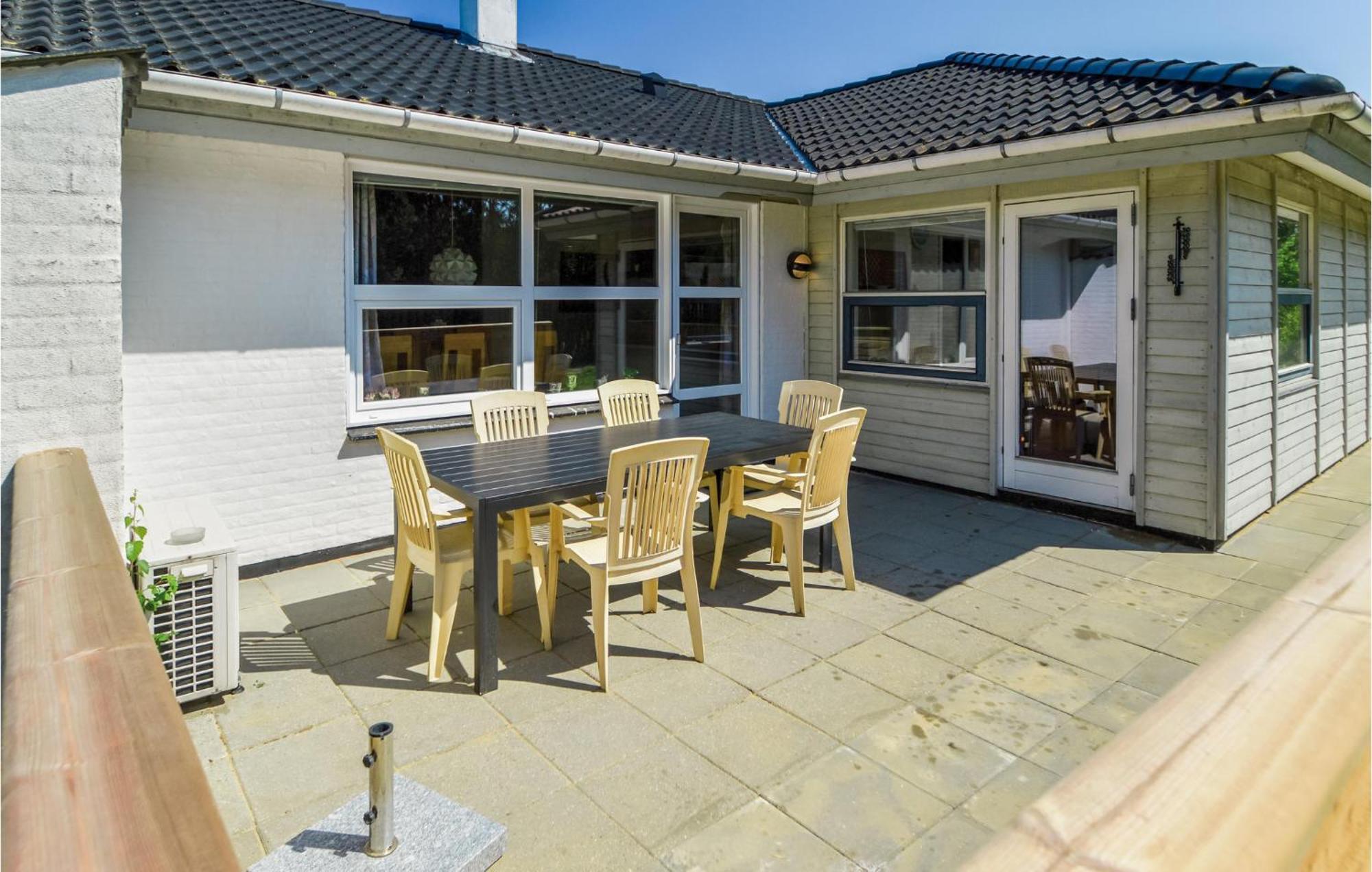 Amazing Home In Blavand With Sauna Exteriér fotografie